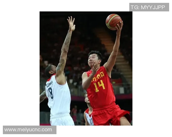 篮球明星瑶民的传奇之路与赛场背后的奋斗故事
